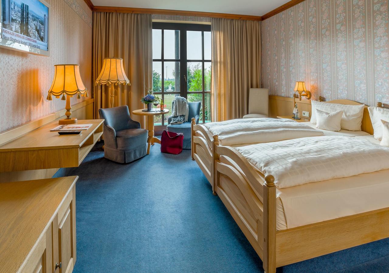 Krone Am Park - Gaestehaus Des Hotel Krone Alzenau Dış mekan fotoğraf