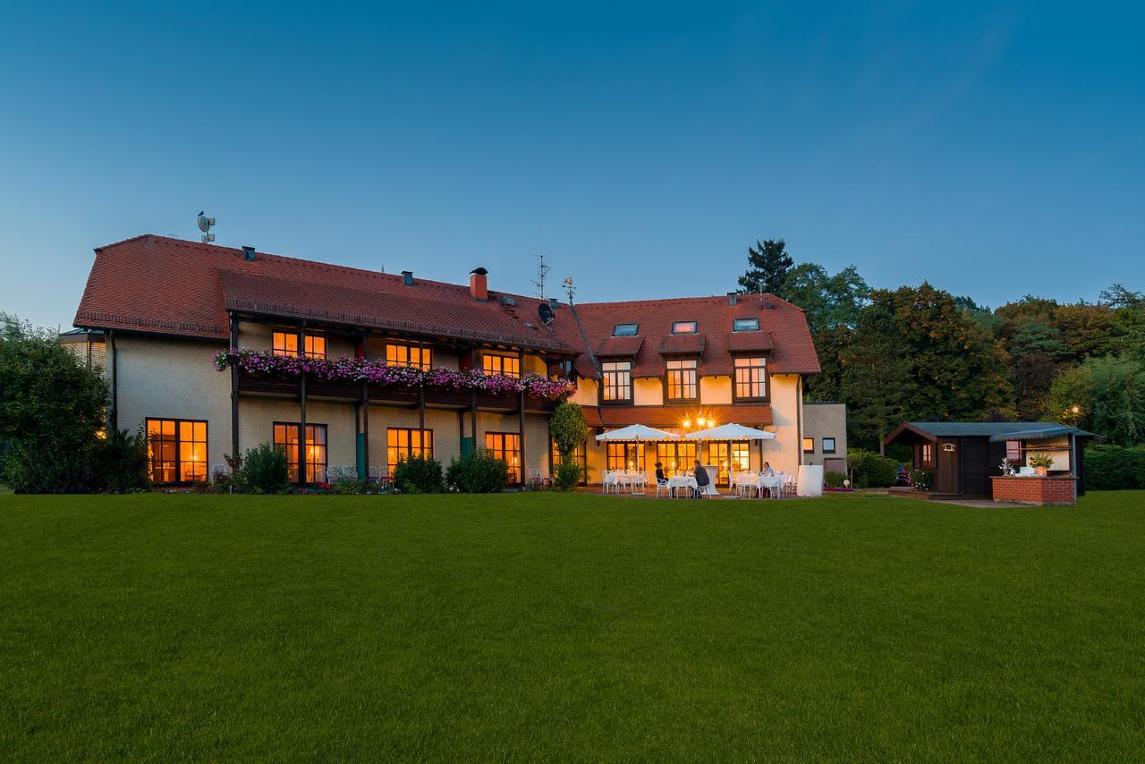 Krone Am Park - Gaestehaus Des Hotel Krone Alzenau Dış mekan fotoğraf